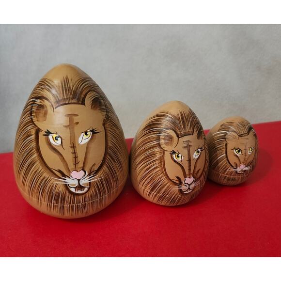 Lot 3 Vintage Cone Shaped Lion Russian Nesting Dolls Triangle - Picture 3 of 7